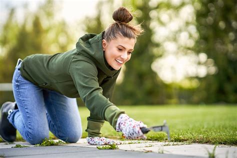 La Solution Peu Connue Mais Redoutable Contre Les Mauvaises Herbes