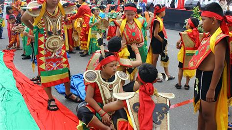 Foto Festival Budaya Isen Mulang Calender Of Event Coe