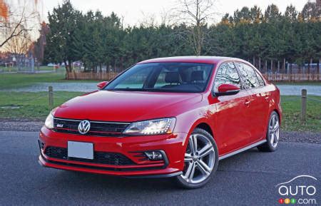 2016 Volkswagen Jetta GLI Autobahn is a real sports sedan | Car Reviews ...