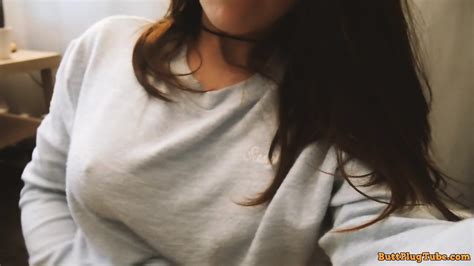 AMATEUR MASTURBATION BUTTPLUG Videogames BOTW And Soft Pussy Fingering