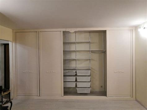 Встроенный шкаф во всю стену Авиньон 5 дверей - ARISTO | Tall cabinet ...