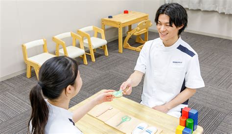 言語聴覚士と看護師は医療現場でどう連携するの？現場での関わりについて 新着記事一覧 ふっかライブラリー 関西福祉科学大学