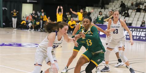 The Most Exciting Moments in the NCAA Women’s Tournament