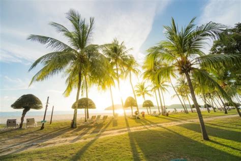 Pantai Cenang - Langkawi.com