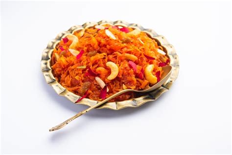 Premium Photo Gajar Halwa Also Known As Gajorer Halua Gajrela