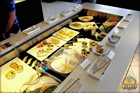 ANA First Class Lounge Tokyo Narita (NRT) Review