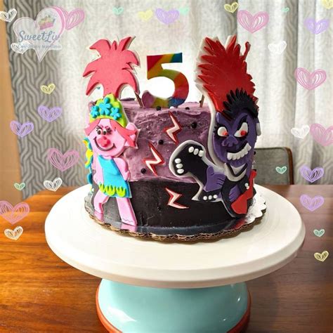 Trolls World Tour Cake