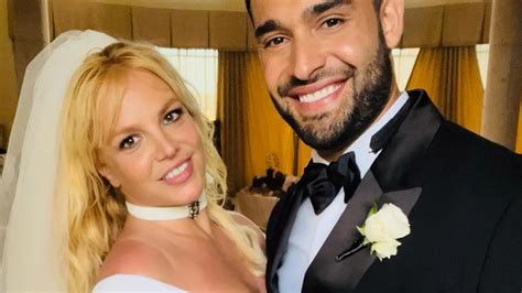 I Cant Make Up My Mind Britney Spears Breaks Silence As Husband Sam