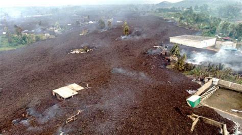 Thousands flee Goma city in DR Congo after volcano erupts - Daily Times