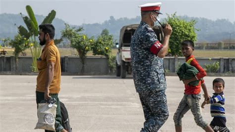 Bangladesh Sends Hundreds More Rohingya Refugees To Island Cna