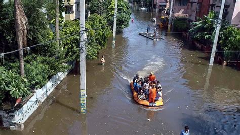 Mueren Al Menos Personas En La India Debido A Las Inundaciones