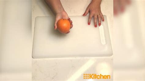 The Orange Peeling Hack That Will Blow You Away 9kitchen