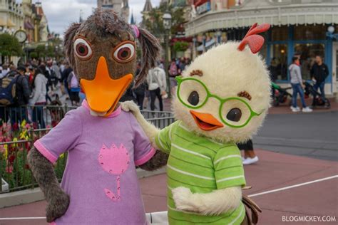 PHOTOS: Limited Time Magic Brings Chicken Little Meet and Greet to ...