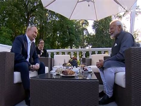 Indian Pm Modi Vladimir Putin Hold Informal Meet At Novo Ogaryovo