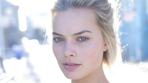 Hd Wallpaper Woman S Face Margot Robbie Blonde Celebrity Women