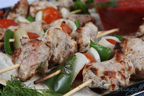 Шашлык свиной — Cateringoff.ru