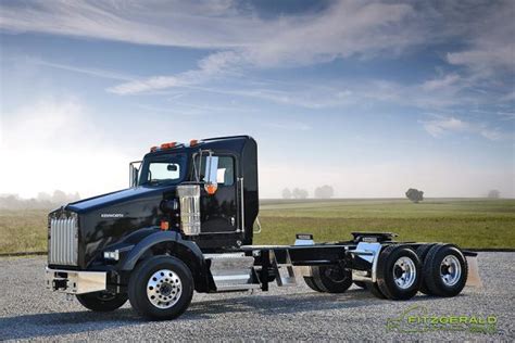 Kenworth T800 Fitzgerald Glider Kits