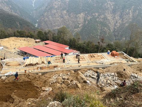 step rebuilding  yangri school himalayan life
