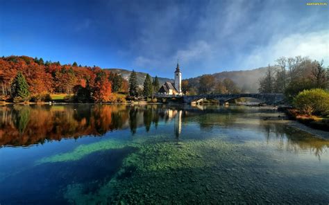 Tapety zdjęcia Góry Most Drzewa Jezioro Bohinj Słowenia Chmury