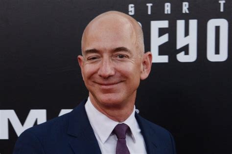 Jeff Bezos Briefly Tops Bill Gates As Worlds Richest Person