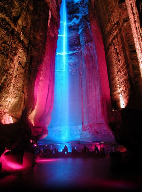 Amazing Places That I Love: Ruby Falls - Chattanooga, Tennessee