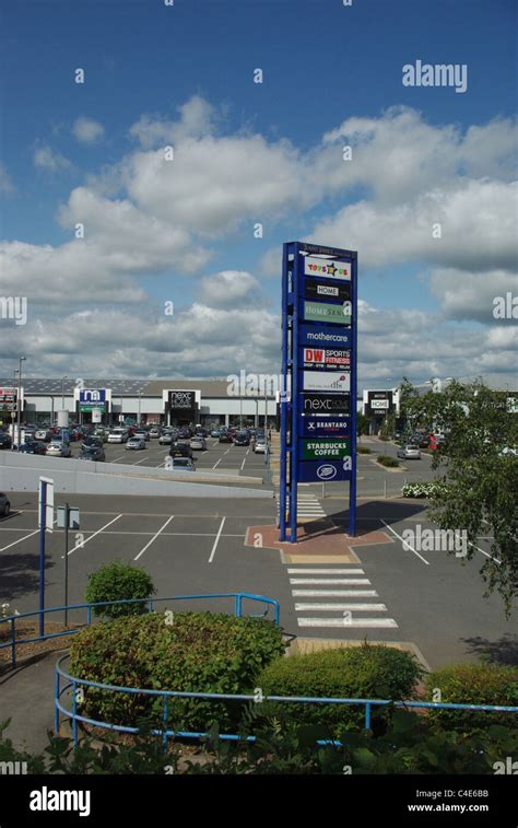 Northampton Retail Park High Resolution Stock Photography And Images