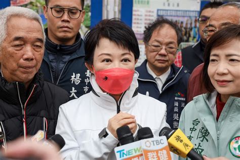 陳建仁視察海線鐵路雙軌化 盧秀燕感謝帶來新年禮物 地方 中央社 Cna