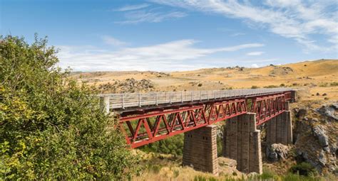 Cycle The Best Of Middle Earth On The Otago Central Rail Trail