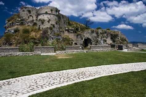 Visit Gerace, Calabria - A beautiful small town in Calabria, Italy - In ...