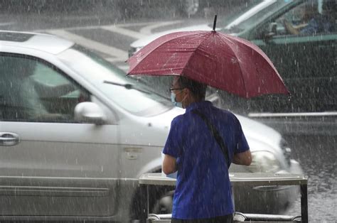 今天，青岛中到大雨、这个地方 局部暴雨！主要降雨时段在快祈祷下班的时间点能手下留情吧！阵风新浪财经新浪网