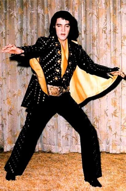 Elvis Backstage At The Hilton Posing To Show His New Suit In January 1972 Elvis Presley