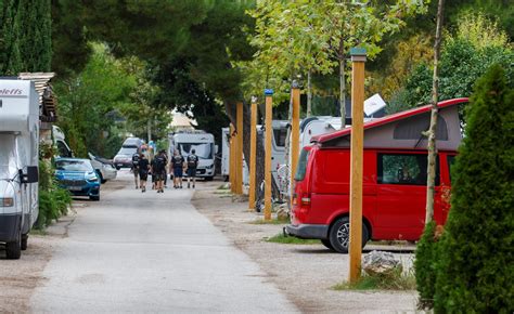 Slobodna Dalmacija Unatoč tmurnom i lošem vremenu splitski kamp pun