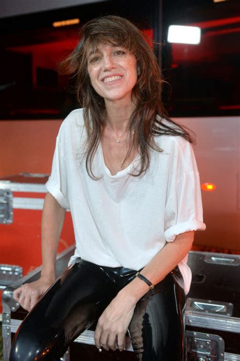 Photo Exclusif Backstage Charlotte Gainsbourg Lors Du Festival