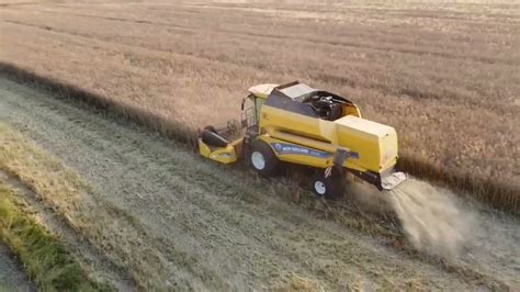 ŻNIWA 2022 RZEPAKU New Holland TC 5 90 w akcji YouTube