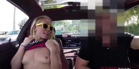 Amateur And Shaved Chick Tries To Sell Her Purse And Gets Fucked Tnaflix