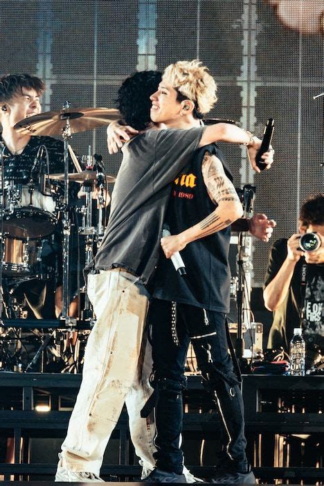 ライブレポートONE OK ROCKとMY FIRST STORY初共演兄弟の絆見せた東京ドームの一夜僕らにしかできない写真46枚