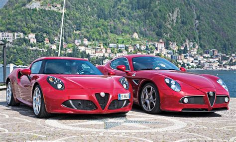 Faszination Der Alfa Romeo 4c Trifft Den 8c Competizione Autozeitungde