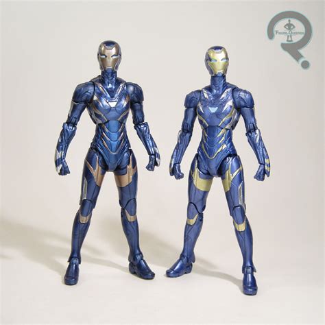 Avengers Endgame Marvel Legends Captain Marvel Rescue Armor Action