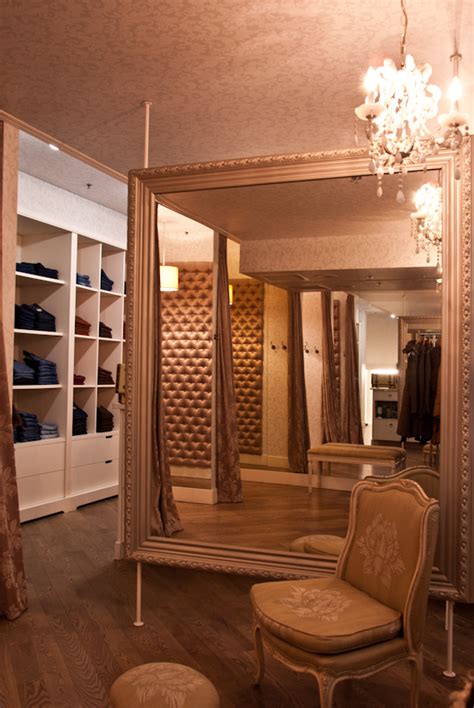 A Guide to Women's High End Boutiques in Montreal - Montreall ...