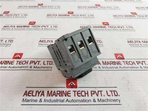 Abb Ot80f3 Switch Disconnector 80a - Aeliya Marine