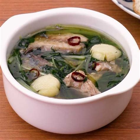 簡単おしゃれ！ 水菜と鯖缶のアヒージョのレシピ動画・作り方 Delish Kitchen