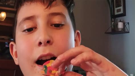 Trying Fruity Pebbles Crisp For The First Time Not Sponsed Youtube