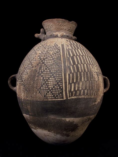 Art of the Americas - Large ceramic vessel, Chancay culture, Peru