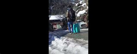 Watch: Snowfall in Manali turns Himachal into winter wonderland - North ...