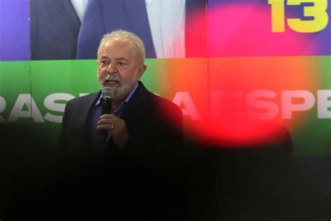 Lula chega a Brasília para negociar Orçamento e dialogar chefes de