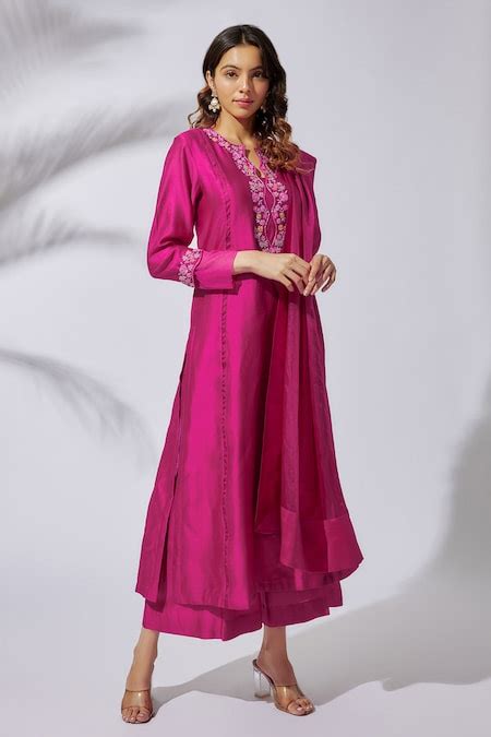 Buy Pink Pure Handwoven Chanderi Embroidered Bead Notched Kurta And