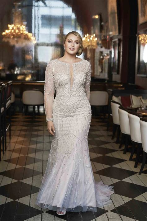 Plus size evening gowns for weddings 60 photos - Vianawedding.com
