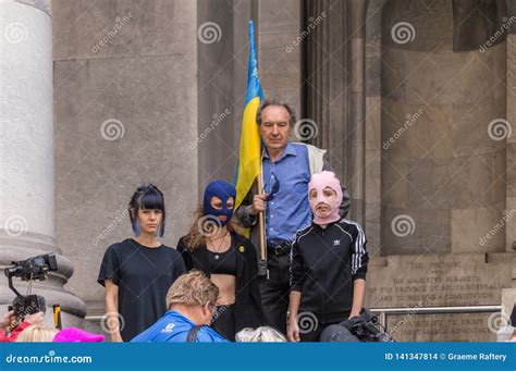 Pussy Riot 2019 Imagem De Stock Editorial Imagem De Manifestante