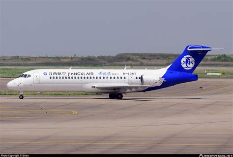 B 605T Jiangxi Air COMAC ARJ21 700 Photo By Brian ID 1178865