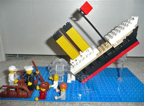 Titanic Sinking, Runner-Up Grades K-2, 2010 LEGO Contest | Ann Arbor ...